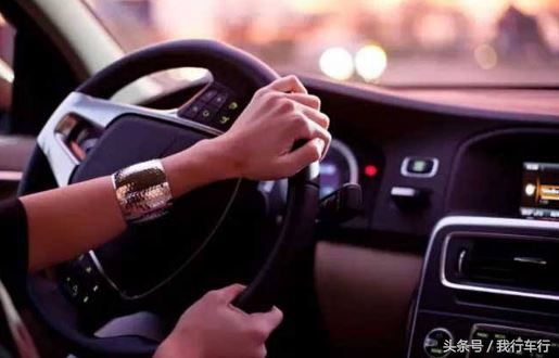 开车撞到人怎样处理才正确,开车撞到人该怎么正确处理