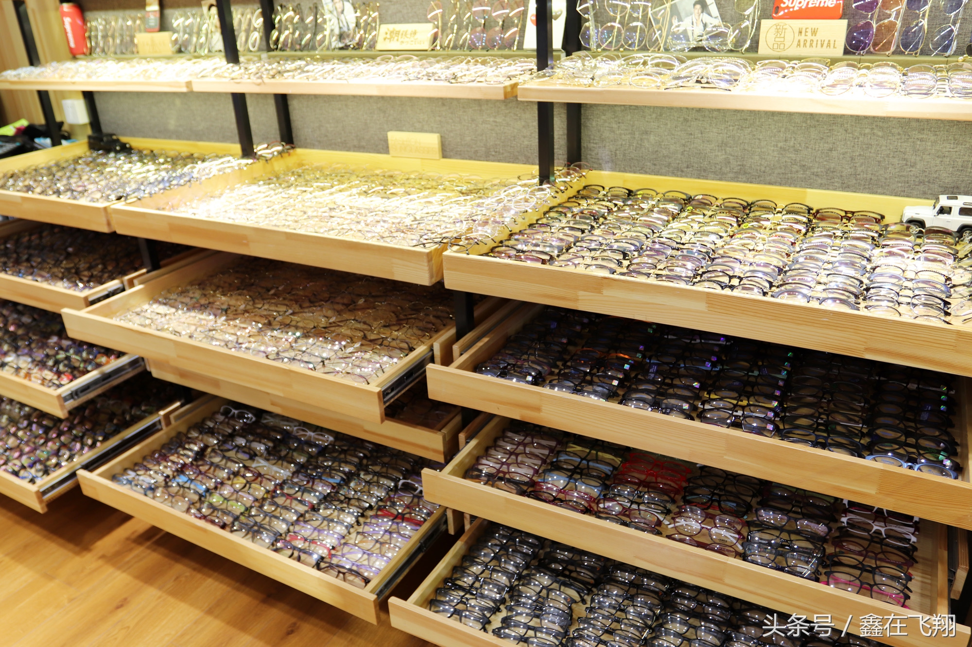 万千款式挑花眼，角川品牌亮出镜——纽丽维