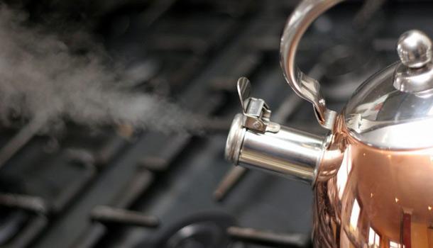 玻璃瓶塑料盖拧不开小妙招,磨砂的玻璃瓶盖打不开有啥妙招