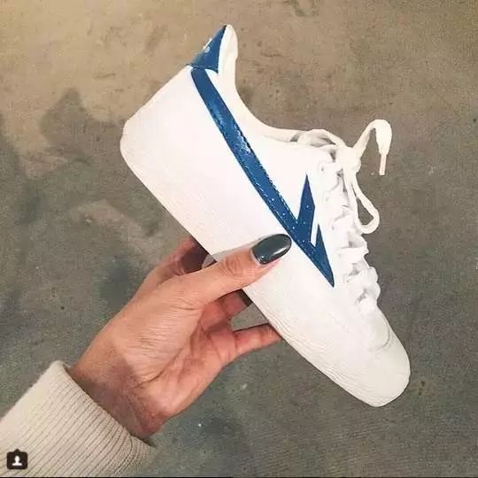 拿什么拯救万科,拿什么拯救实体女装