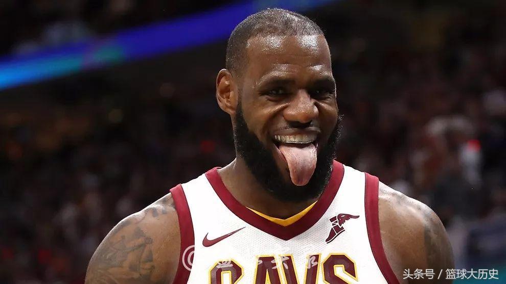 退役球衣还能穿，奥尼尔穿科比8号，盘点NBA十大冷门事！