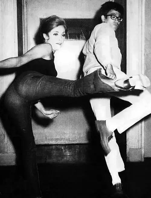 李小龙武术界第一人,华人巨星李小龙