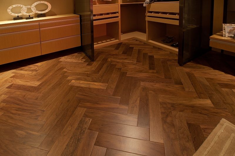 仿实木地板价格表,仿实木地板的优缺点