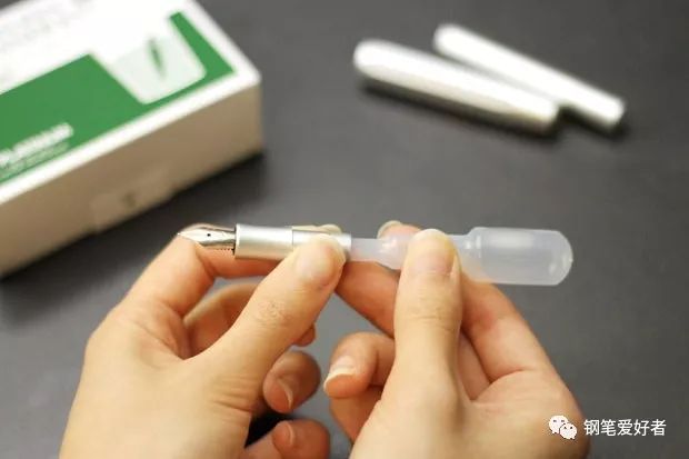 钢笔的换墨和清洗,钢笔清洗