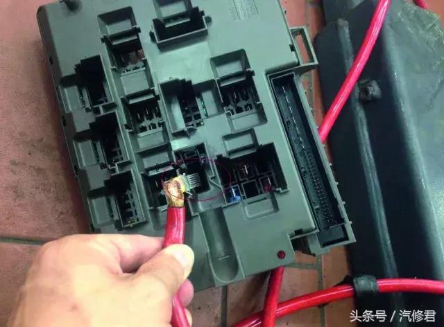 宝马信息缺失故障维修实例,宝马p0015故障码要怎么维修