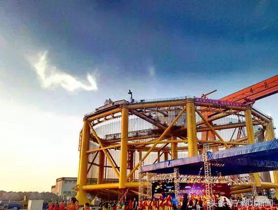 中国造船行业全球第一,中国造船能力震惊美国主持人