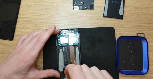 掌握手机维修的诀窍,手机主板坏了会出现的几个表现