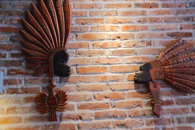 家附近居然藏着这么一家露天餐厅,市中隐藏的特色餐厅