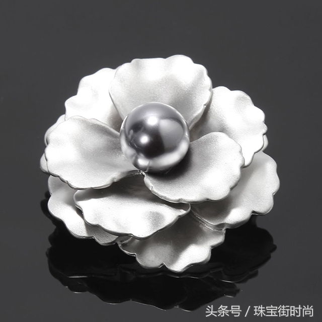 山寨货到底是不是正品,国外的珠宝品牌是不是都用假的