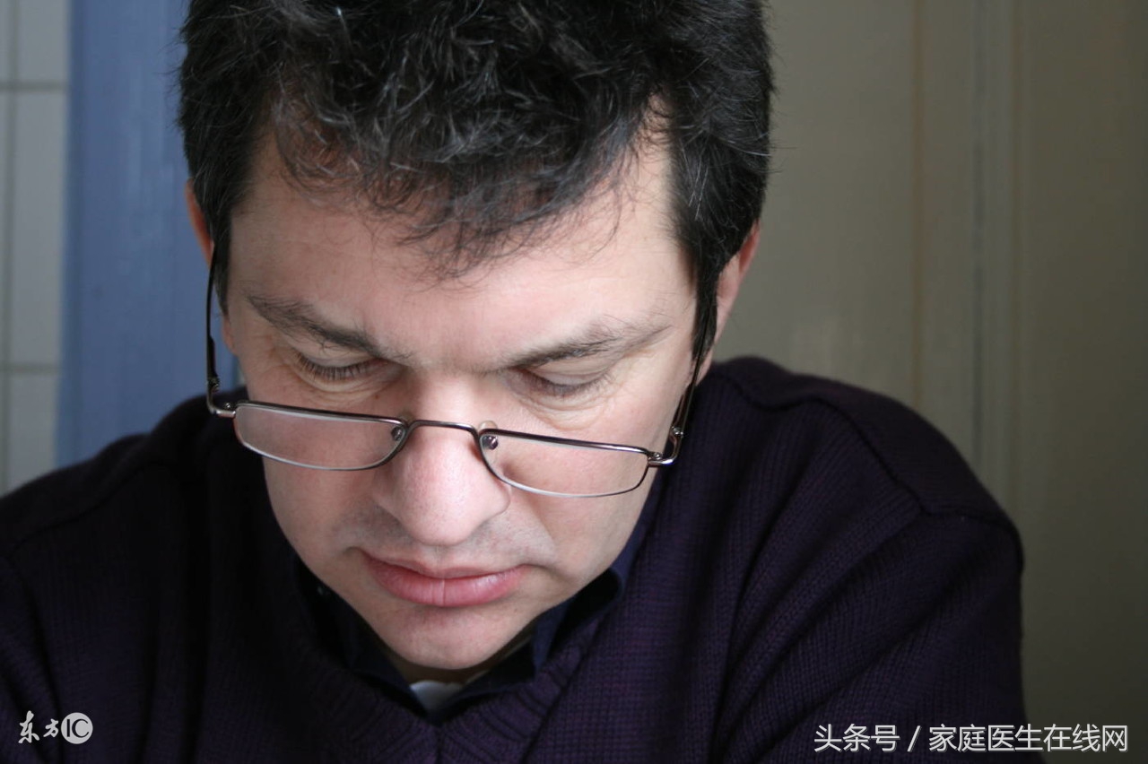 黑眼圈吃什么食物可以消除,脾虚黑眼圈重5种食物调理