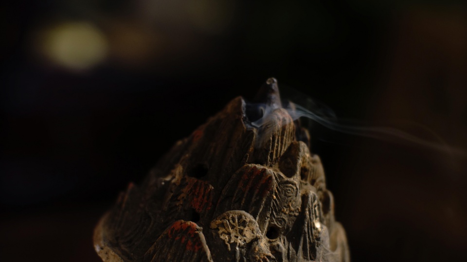 这里是小型藏宝探秘节目︱复古香方两百余制香师的十七年