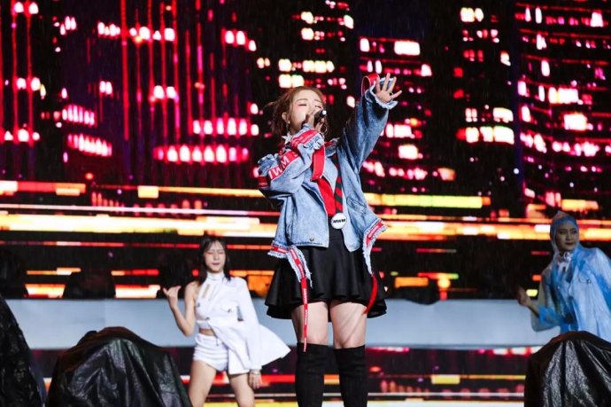 微澜演唱会完整版,微澜群星演唱会