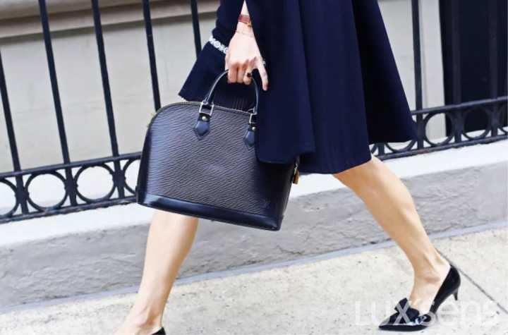 lv女士包推荐款爆款,lv全球官网比价