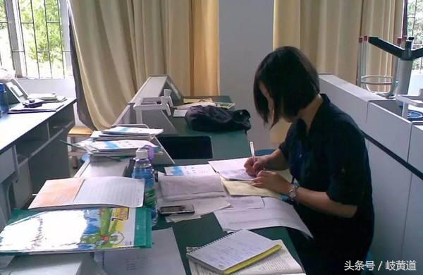 颈肩酸痛手麻怎么回事,肩颈椎疼与头痛是什么原因