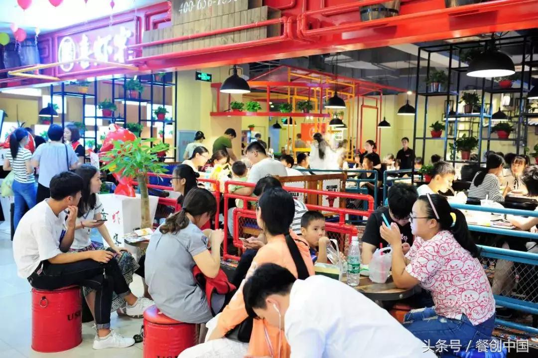 海底捞开300家店,海底捞40元自煮火锅