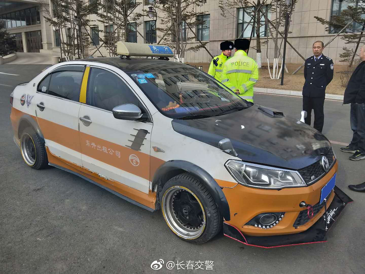 长春出租车非法改装被举报,长春最酷最牛出租车