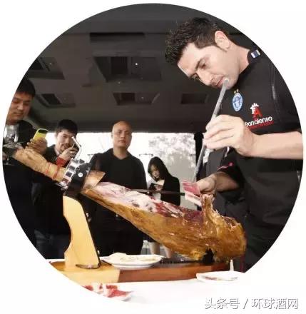 大济南厉害了！璐和PiG one将现场展示不一样的劈腿方式