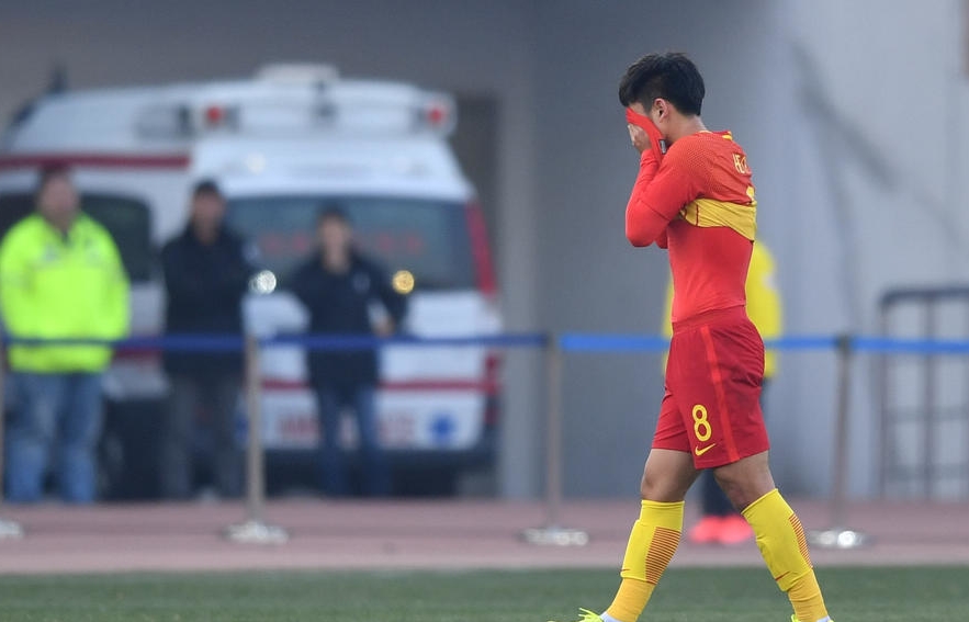 u23国足对日本红牌,u23国足惨遭淘汰视频