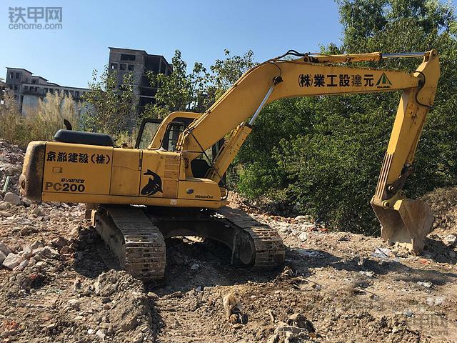 为什么广东人喜欢老雅阁,怎样挑选二手小松挖掘机