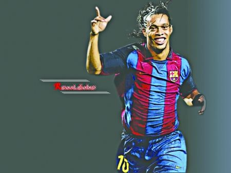 足球精灵小罗十大震惊世界时刻,足球精灵小罗的巅峰时刻