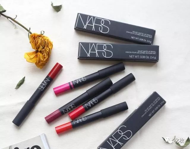 阿玛尼干枯玫瑰口红,ysl干枯玫瑰色口红