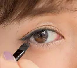 怎么看适合韩妆还是日妆,日妆跟韩妆哪个好用