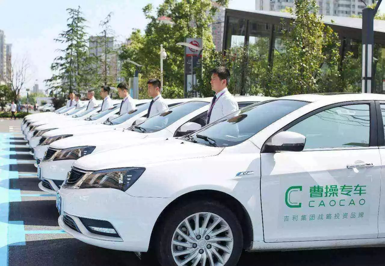 郭树清痛斥违规金融集团,王健林抛售海外资产