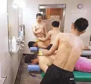 发工资了,教你们如何去洗浴中心装X!