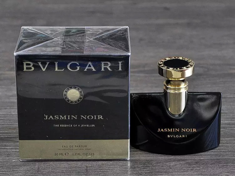 冬季暖调香氛，比男票怀抱迷人