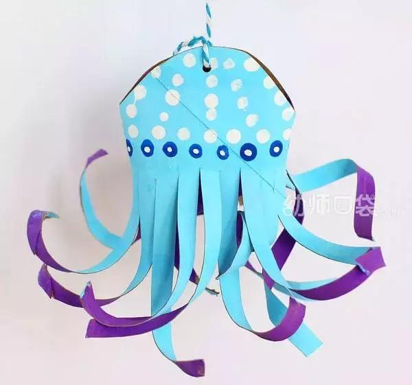 幼儿园废旧纸箱走廊环创吊饰双面,用废旧物品做关于冬天的手工吊饰