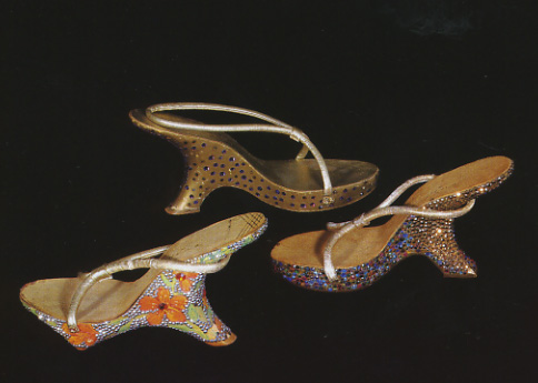 恋与制作人红底高跟鞋,恋与制作人高跟鞋