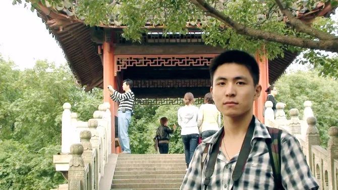 从“看肉吃饭”到终身吃素：一枚处女座男生的心路历程