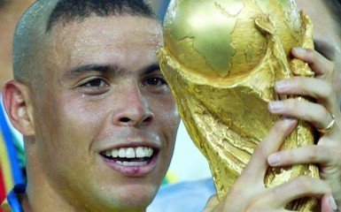 c罗梅西双响梅开二度,c罗梅西分出胜负