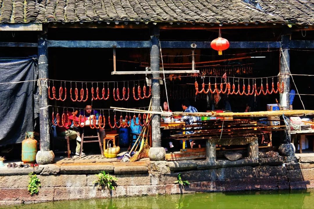 适合2月旅游的地方,西安2月适合爬山的地方推荐