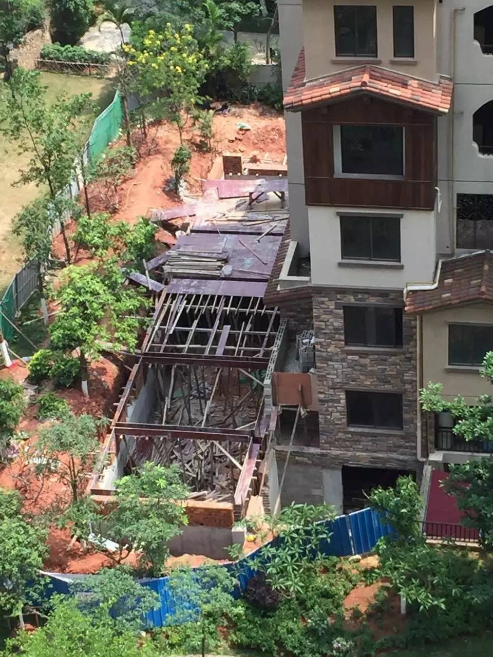 山语城楼顶违建,山语城违章建筑拆除