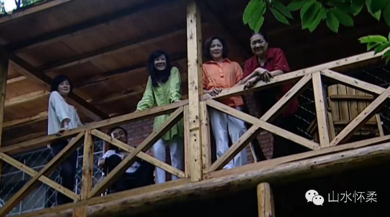 灏忔煍鎷嶆憚鍦烘櫙,灏忔煍绱犻鐖嗘枡