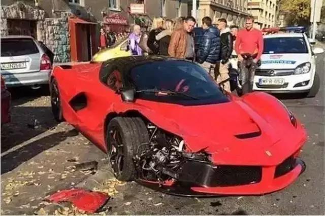 拉法撞了,拉法撞车第一视角