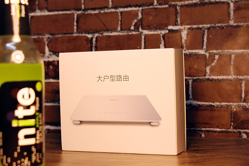 360路由器p1与小米路由器4c对比,360路由器p3和v2有什么区别