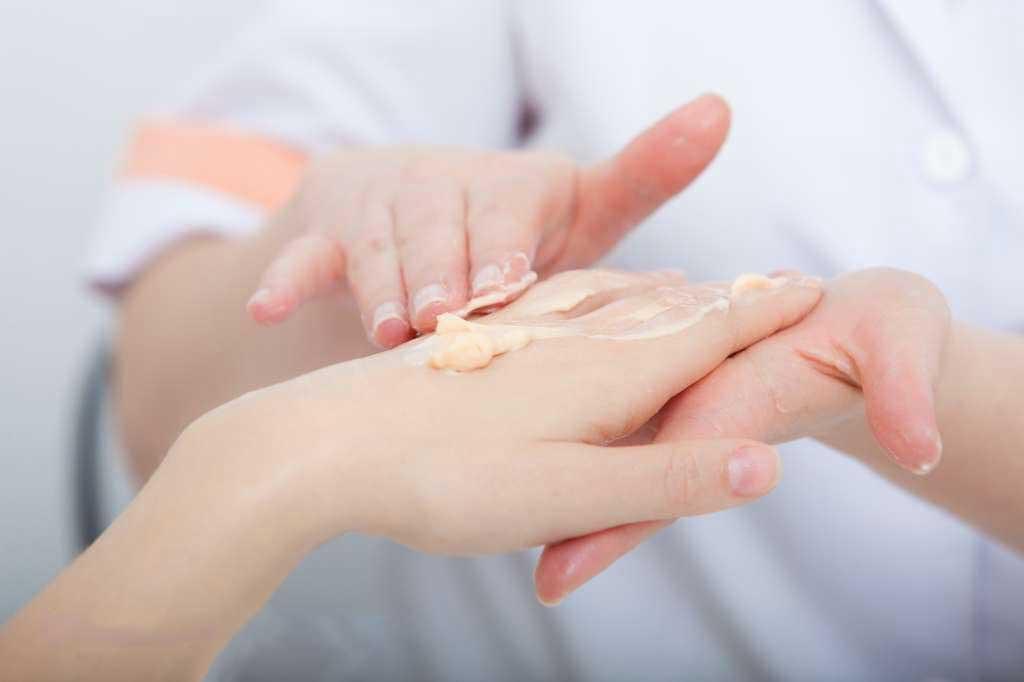 好用又白菜的护手霜,护手霜推荐学生党平价美白保湿