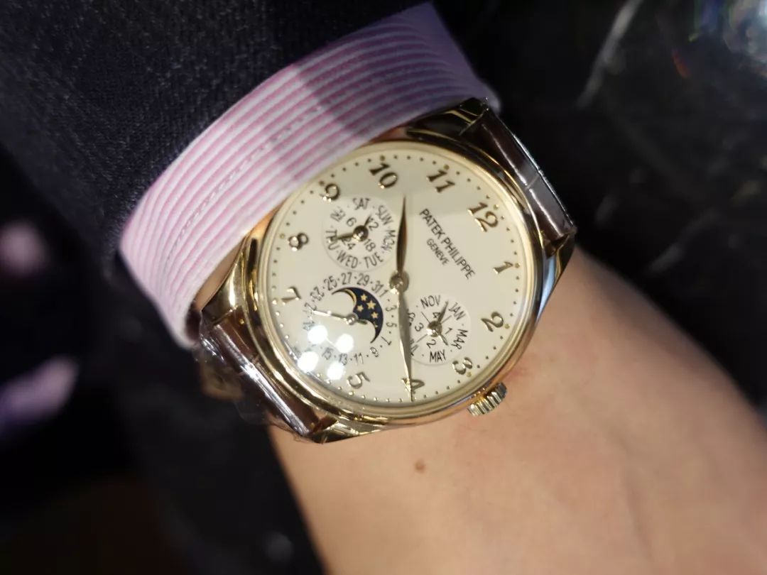 在英国最大的瑞士腕表集合店当VIP是怎样的体验