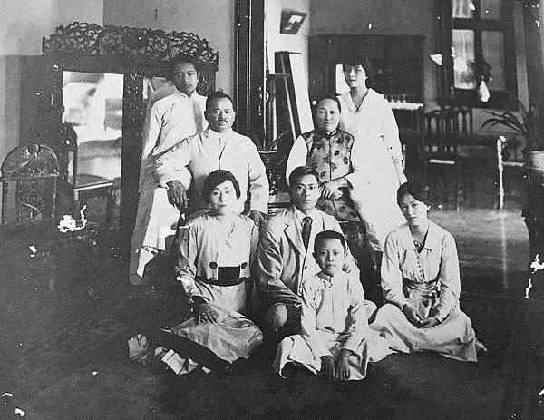 知书｜宋氏三姐妹：一个爱钱，一个爱权，一个爱国