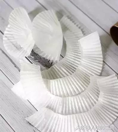 儿童diy手工奶油蛋糕玩具,蛋糕纸托能直接用吗