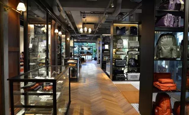 值得入手的实用包包品牌,日本包包奢侈品牌