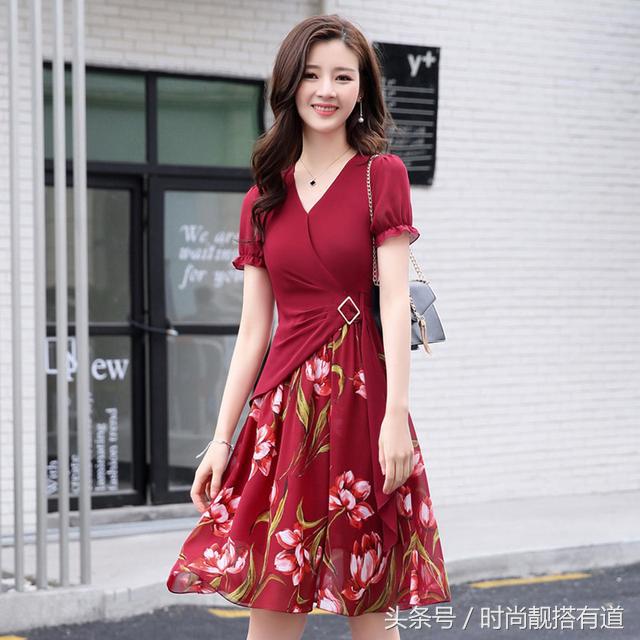 气质蕾丝花边印花修身连衣裙,雪纺印花旗袍连衣裙