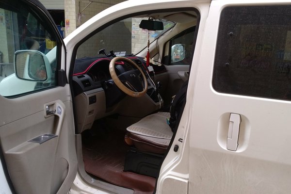 广汽吉奥星朗质量怎样,广汽吉奥星朗和尼桑nv200