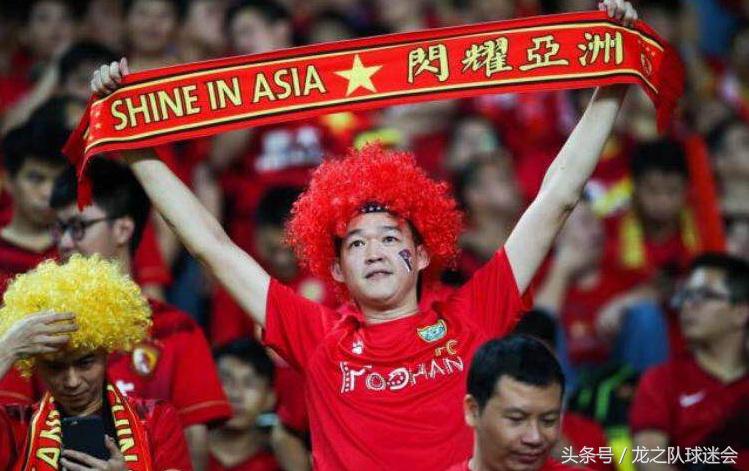 球迷故事：我是“疯子”，我为国足、深足狂