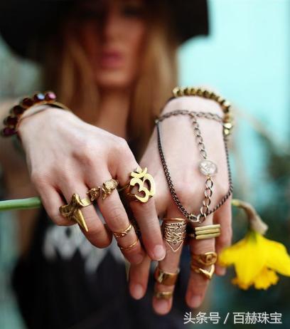 十根手指戴戒指的寓意,男生不同的手指戴戒指有什么寓意