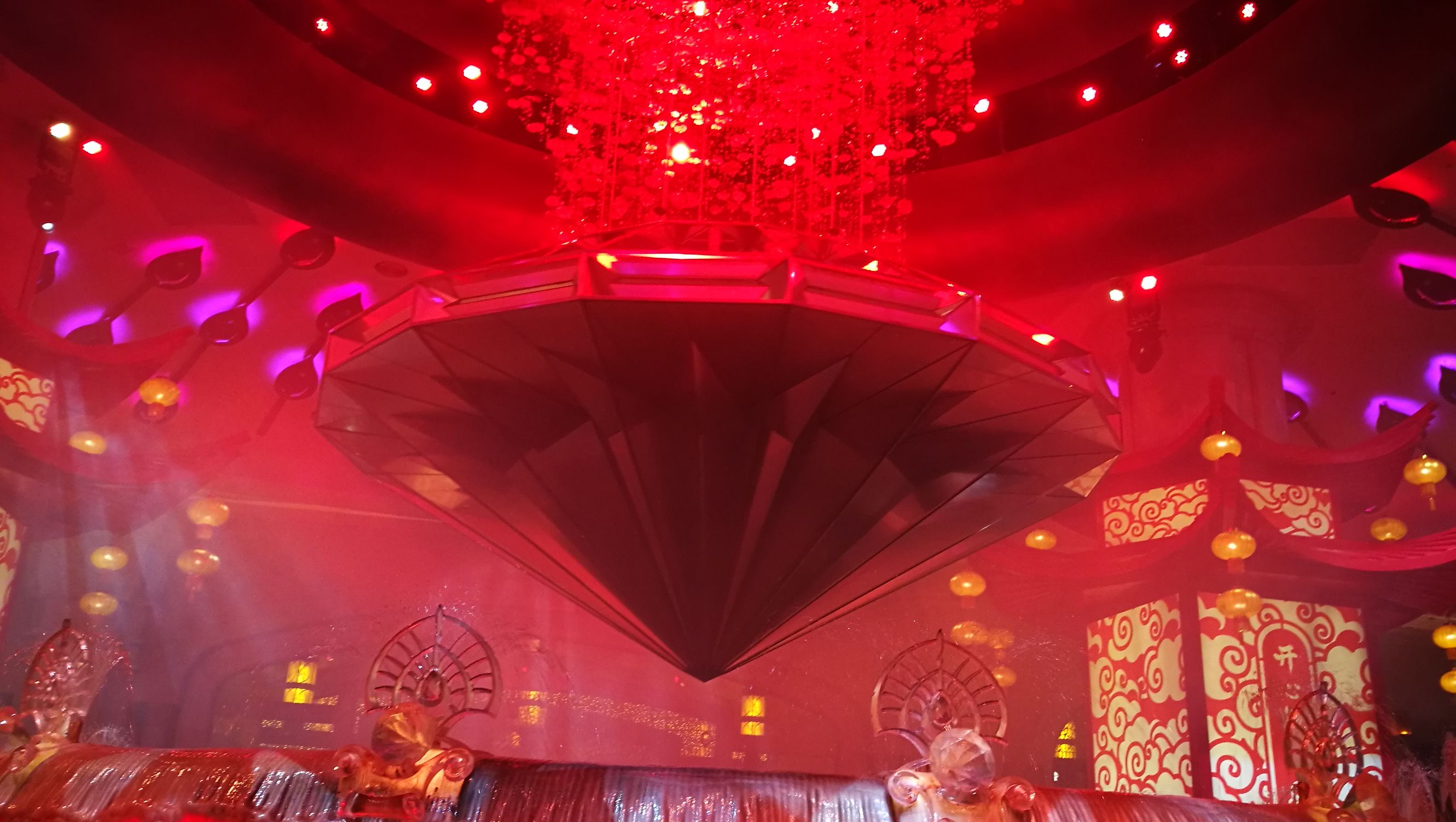 新年出发新征程图片,南方新年游街