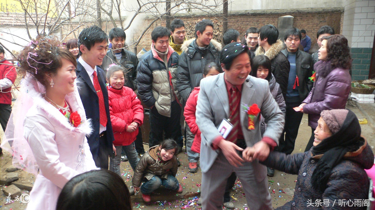 丈夫拿着我妈打的欠条要钱，我放出家的狼狗，告诉他：我们离婚吧