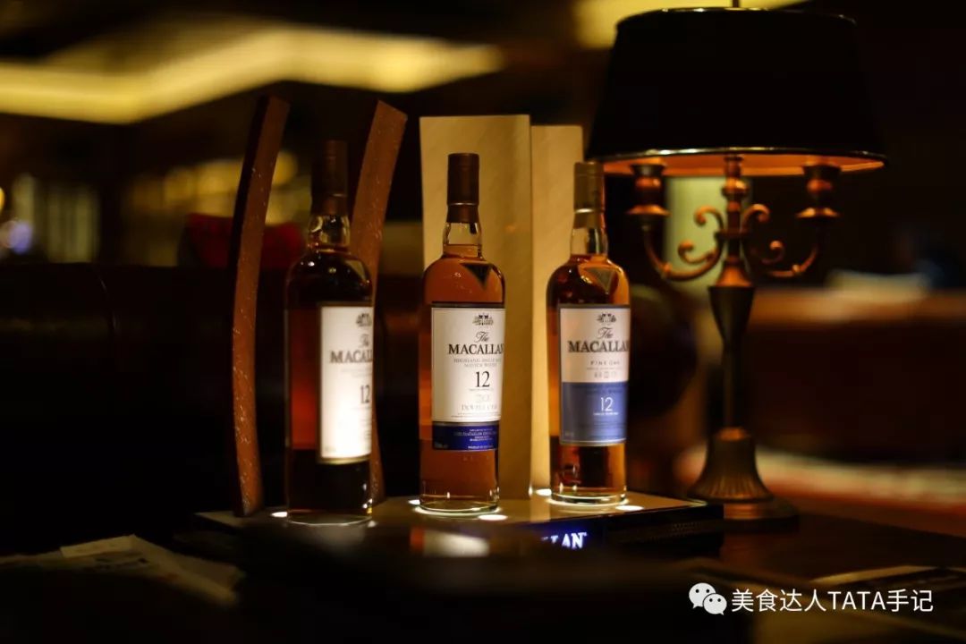 一不留神就掉进坑里,一不留神就会掉进一个大坑